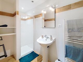  Maison � vendre 12 pi�ces 259 m�