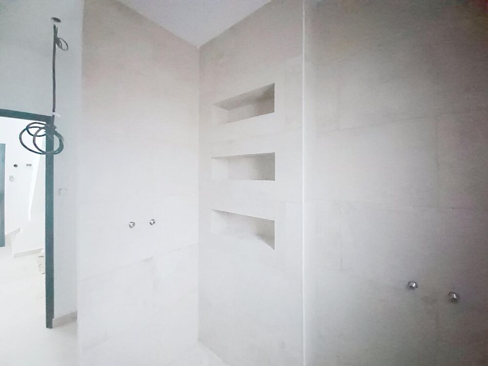Vente Maison Une maison 112M2 4 faces Vendres
