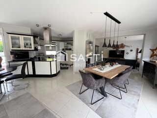  Maison à vendre 6 pièces 230 m²