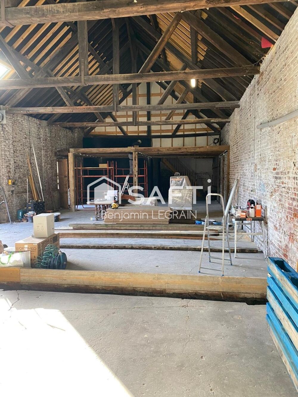 Vente Maison Propriété de 300m2 + hangar de 300m2 ZÉRO TRAVAUX Saint-amand-les-eaux