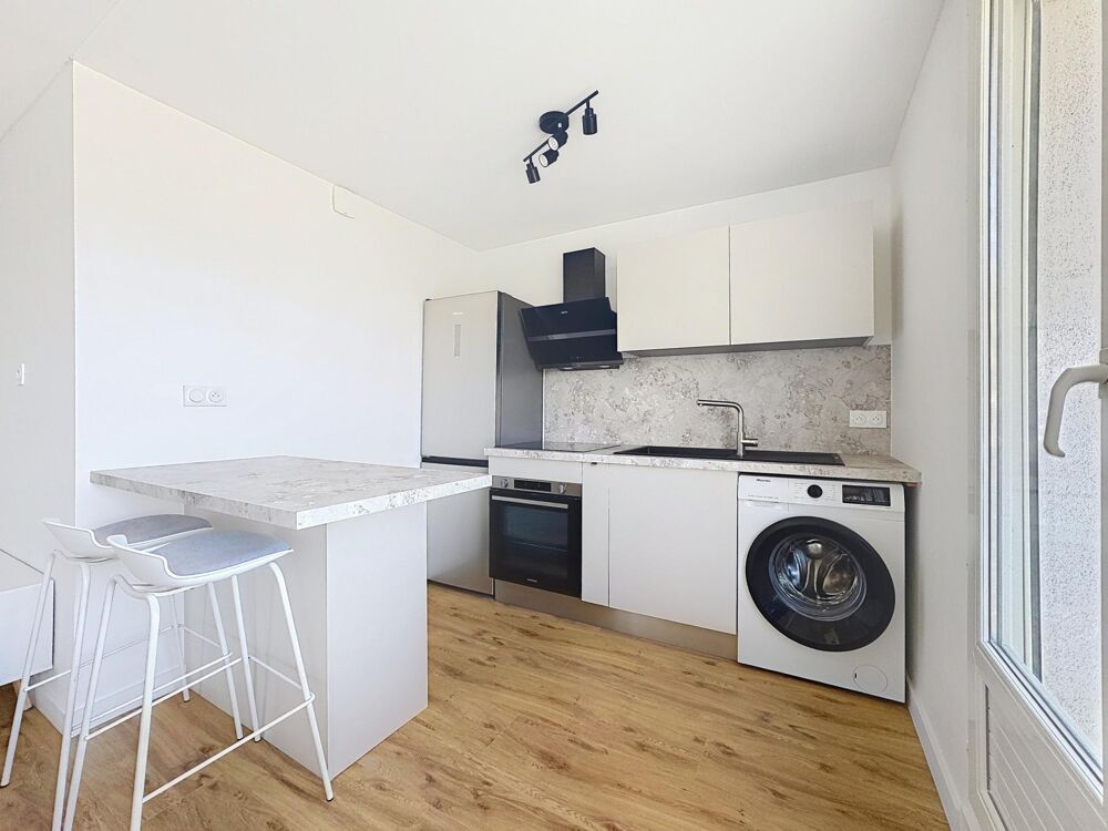 Location Appartement Voiron hypercentre – Appartement 2 chambres, refait à neuf et meublé Voiron