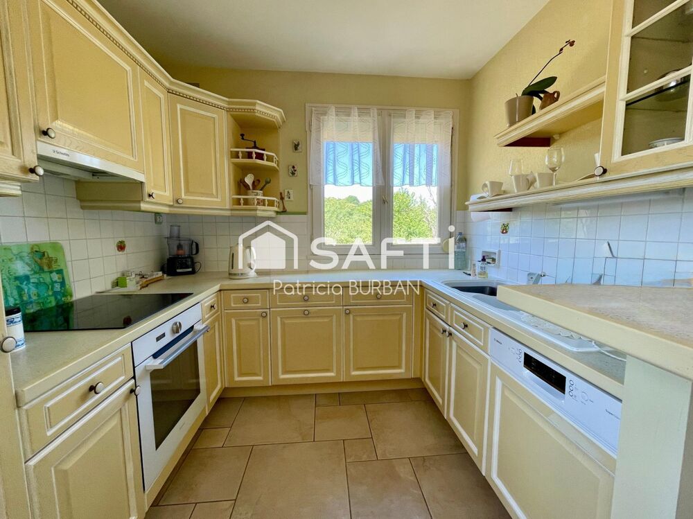 Maison 163 m2, 4 chambres, 2337 m2 de terrain