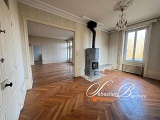  Propriété/château à vendre 13 pièces 316 m²