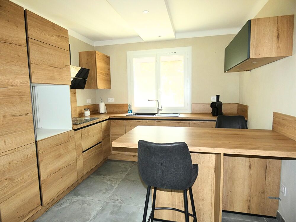 Villa R+1 entièrement rénovée de 85m² avec garage et jardin