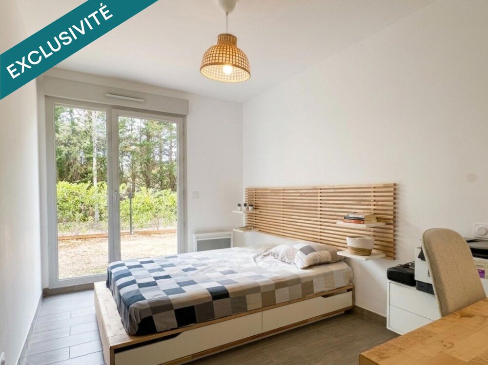 Vente Appartement SUPERBE 3 PIÈCES AU CALME, AVEC JARDIN, PISCINE & 3 PARKINGS, PMR Hyeres