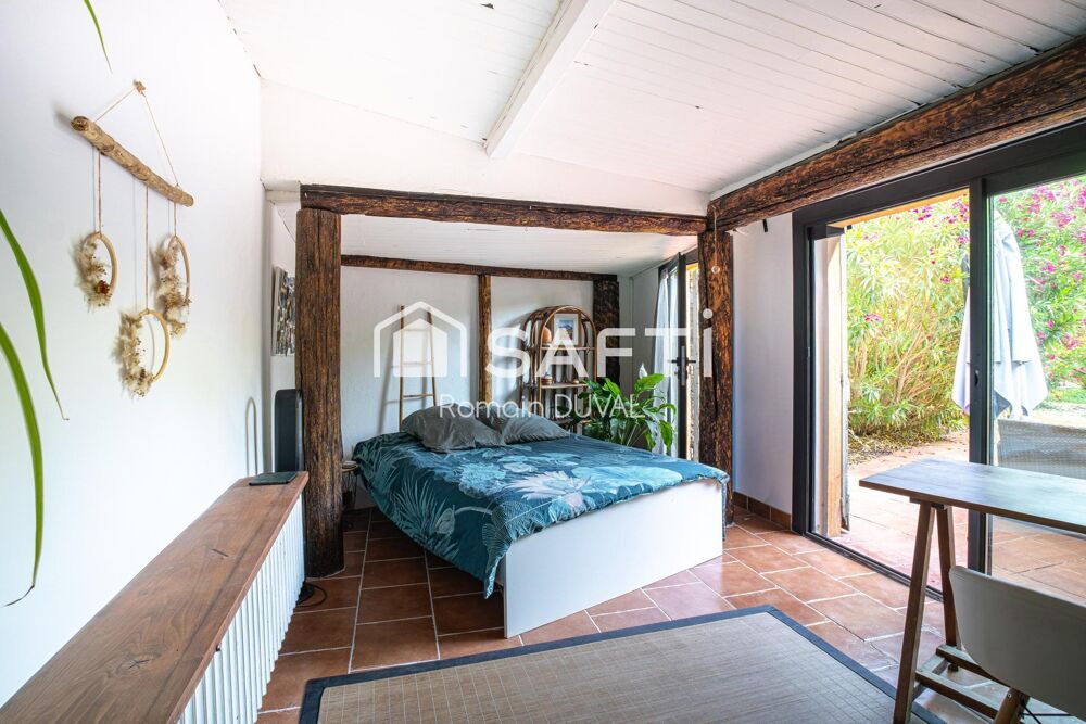 Vente Maison Demeure de caractère au cœur de Six-Fours-les-Plages Six-fours-les-plages