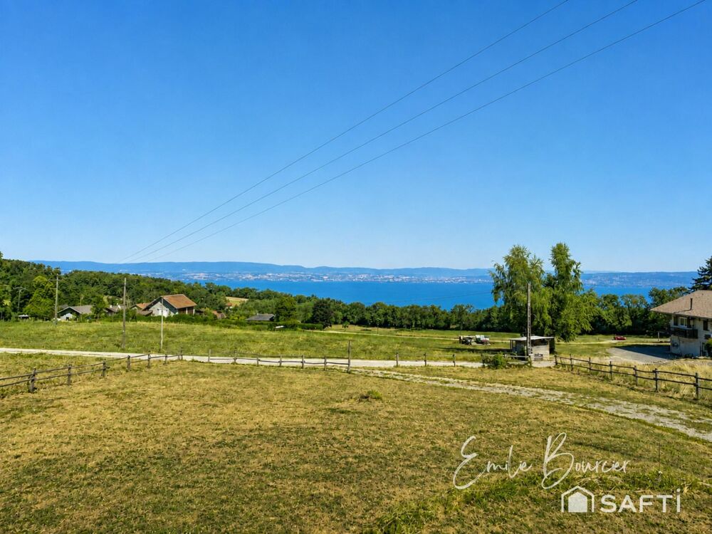 Chalet vue lac sur 1403m² de terrain