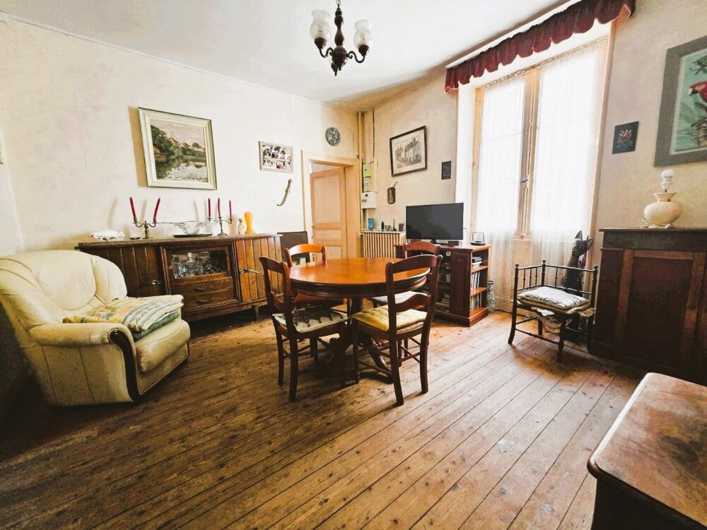 Appartement/Maison 3 pièces + jardin privatif 250 m² + dépendances 40 m²