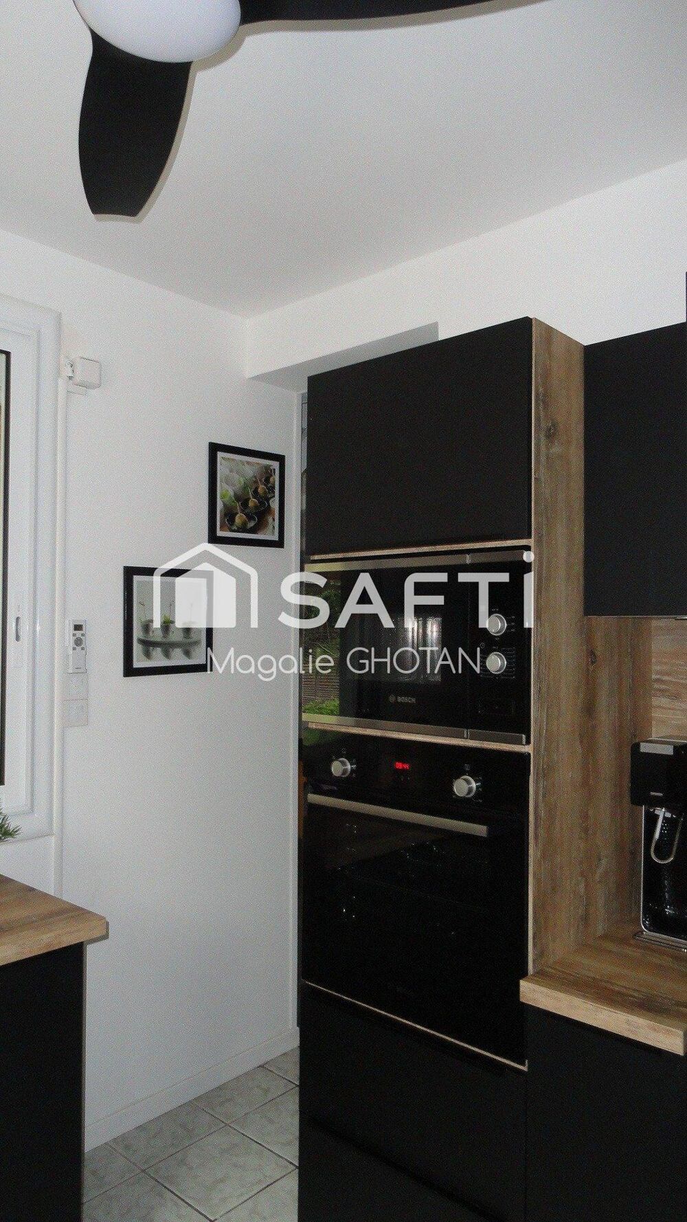 à vendre  Maison Deshaies (97126)
