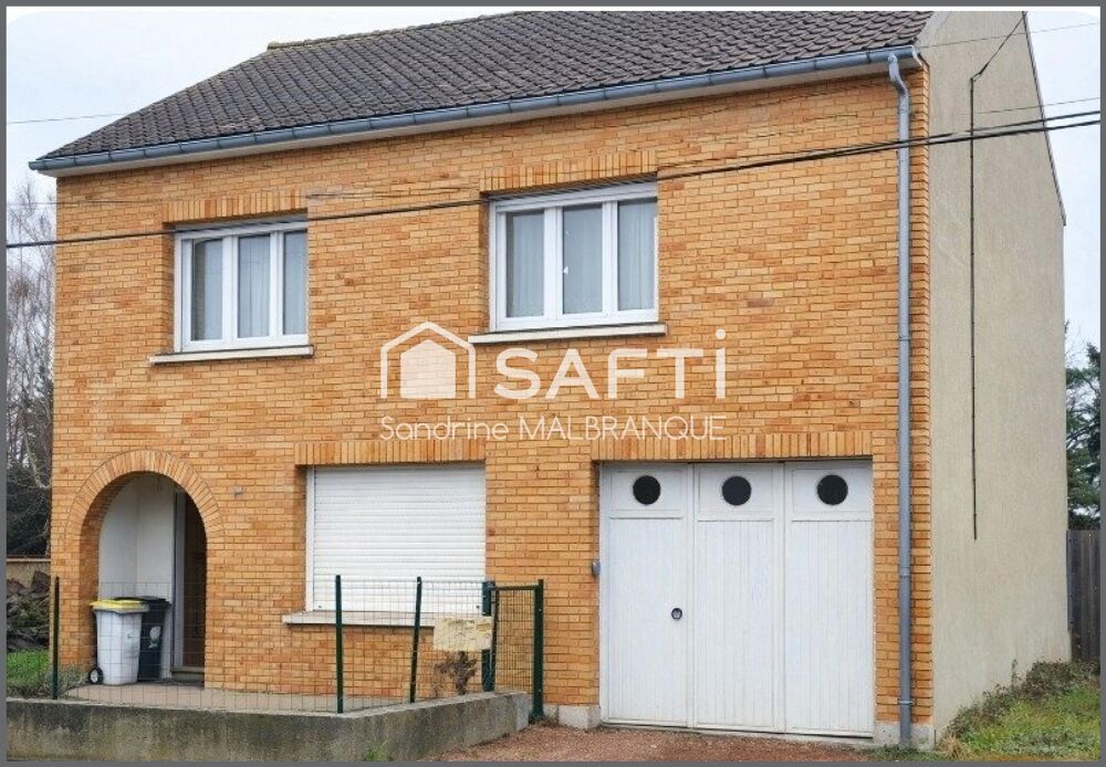 Maison individuelle avec garage et jardin