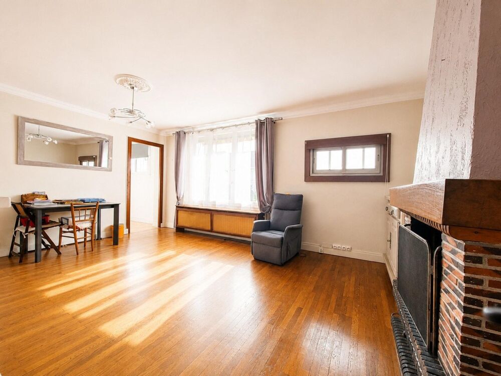 Vente Maison Une maison pleine de potentiel à Mantes-la-Ville ! Mantes-la-ville
