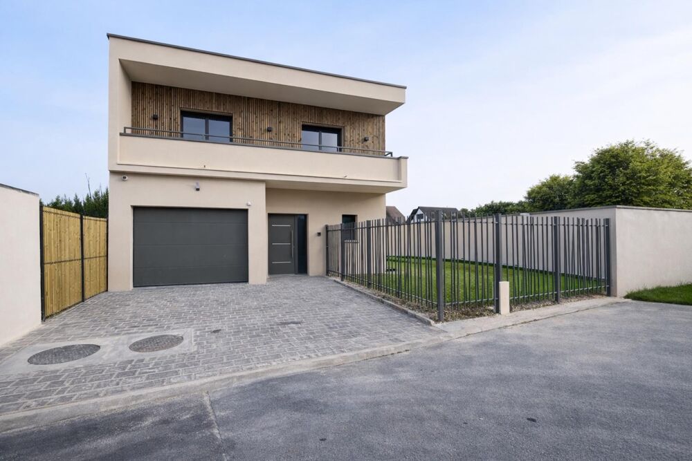 Maison contemporaine 184 m² avec piscine
