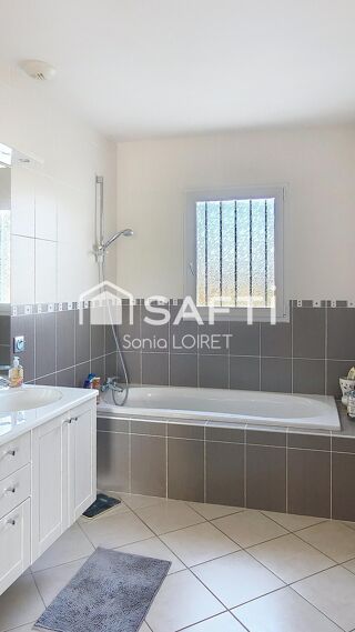  Maison à vendre 6 pièces 177 m²