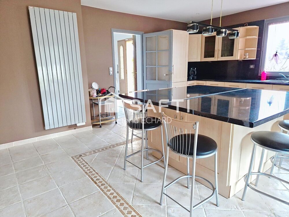 Vente Maison Maison familiale de 5 chambres sur 1500 m2 de terrain arboré et clos Magnanville