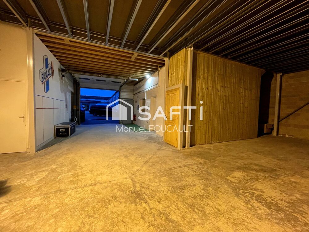   QUETIGNY - Local professionnel 6 pièces de 320 m2 - place de stationnement - proximité des axes autoroutiers 