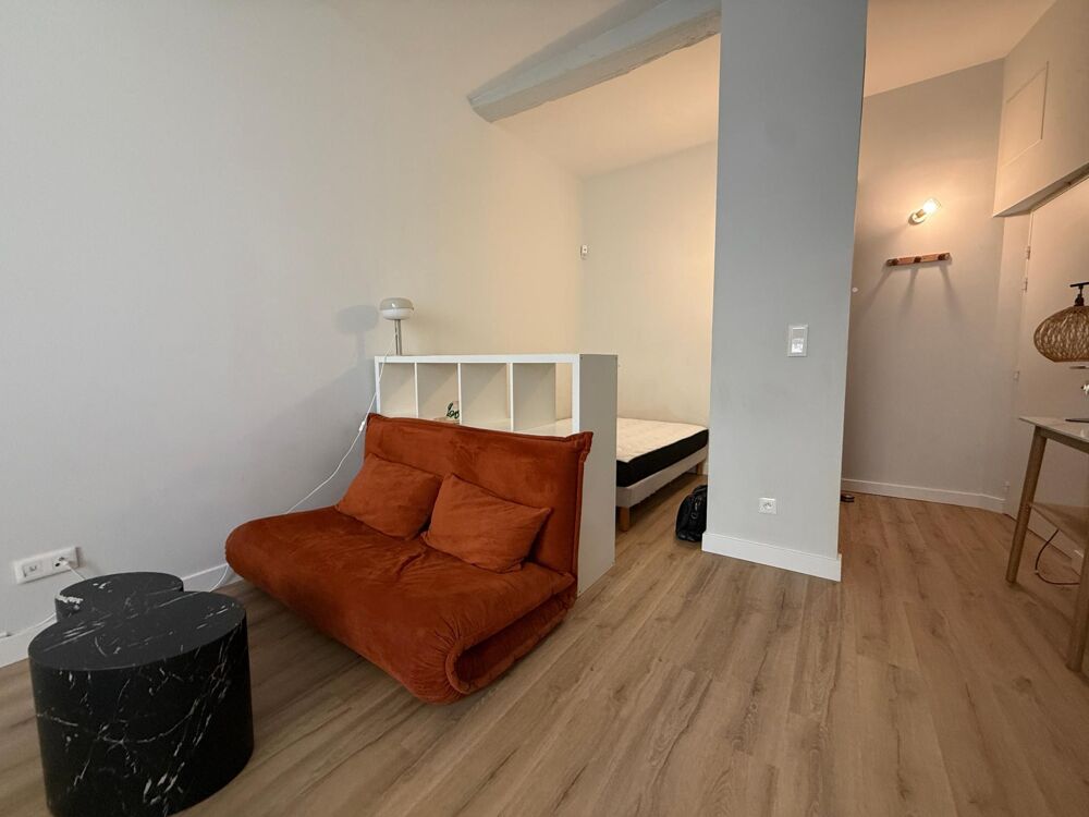 Location Appartement A LOUER JOLI STUDIO MEUBLE 26m2 CENTRE VILLE Brignoles
