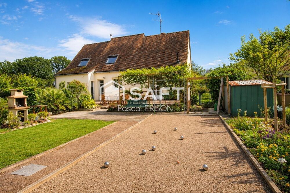 Vente Maison Un jardin de 2 500 m², quatre chambres et un cadre de vie exceptionnel… Il ne manque plus que vous ! Saint-etienne-de-chigny