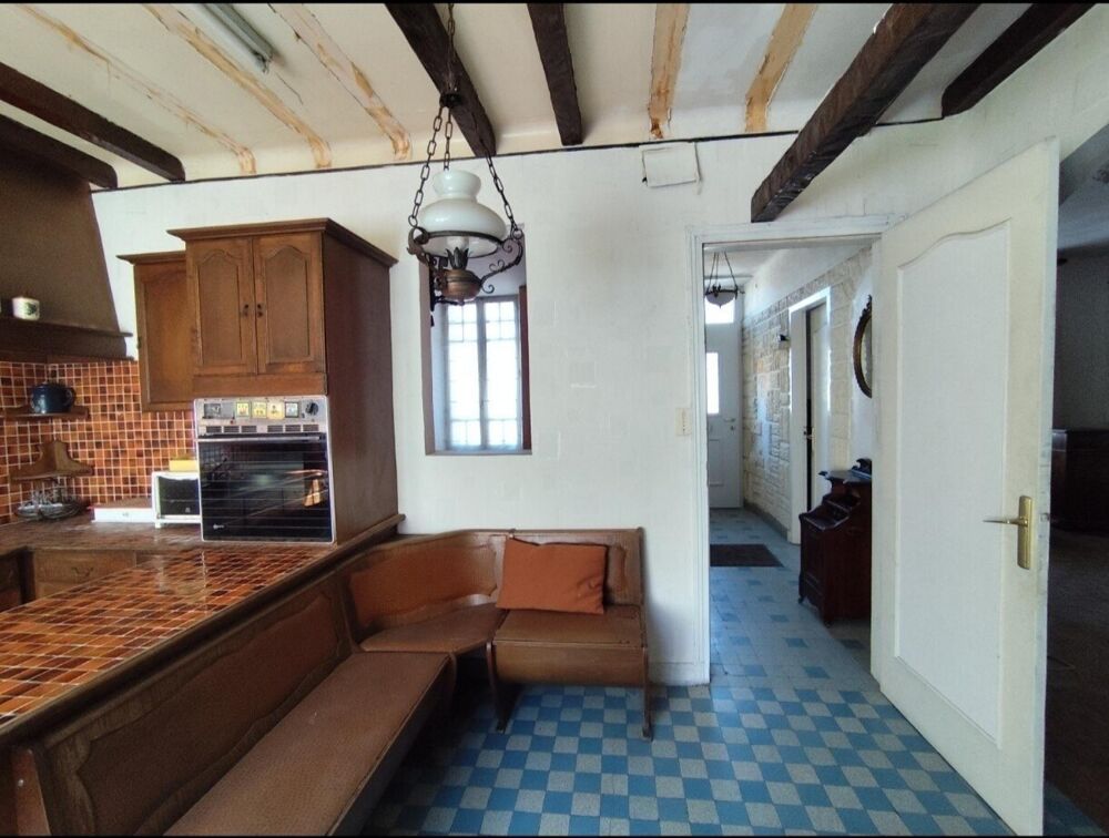 Vente Maison Maison de bourg avec jardin et cours Jublains