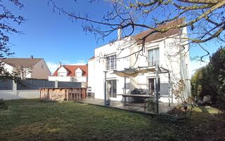  Maison à vendre 8 pièces 231 m²