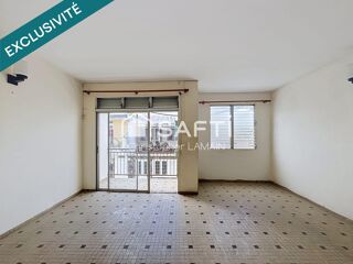  Immeuble à vendre 205 m²