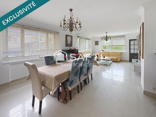  Maison � vendre 15 + pi�ces 330 m�