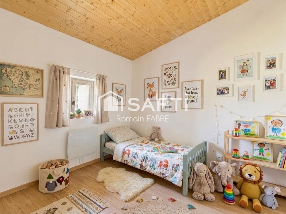 Vente Maison Maison familiale en pierre 4 chambres avec logement loué en plus Laruscade