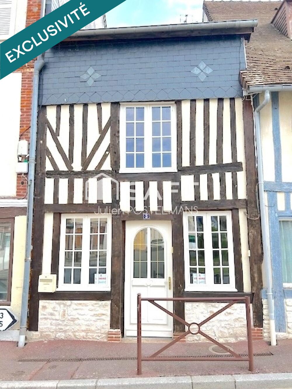 MAISON DE BOURG À COLOMBAGES