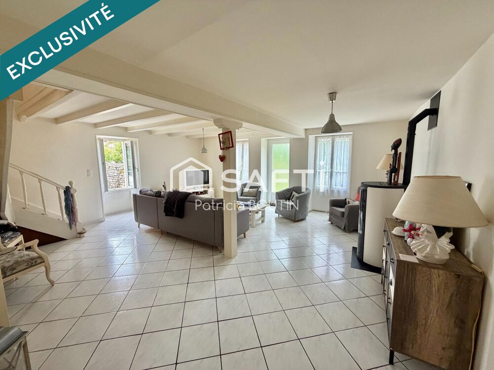 MAISON EN PIERRE 4 CHAMBRES + GARAGE ET JARDIN A SAINTE OUENNE