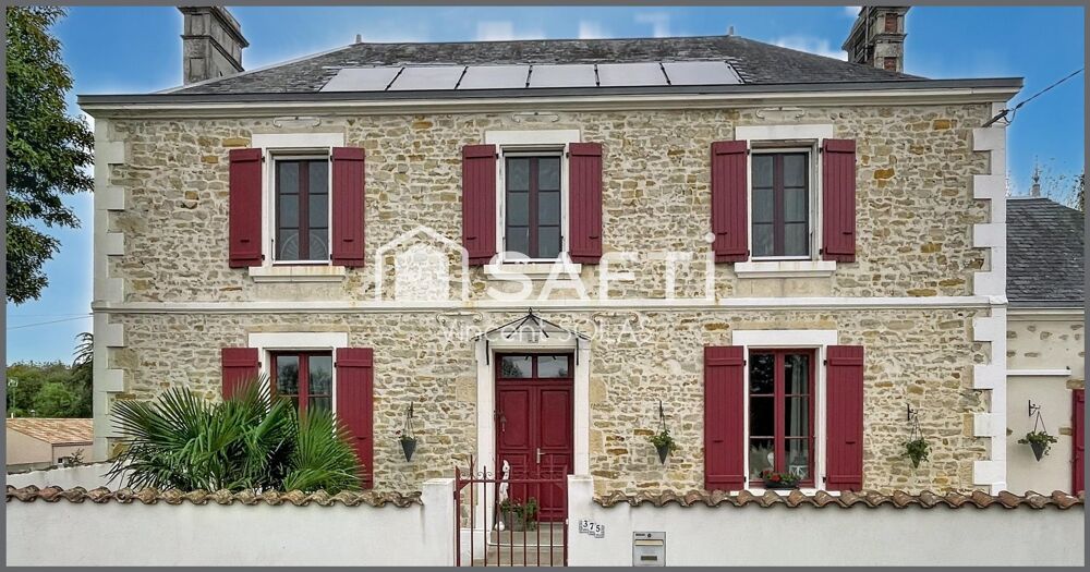 Vente Maison Maison en Pierre de 192m² - 3ch + Studio - Terrain clôturé - Energetiquement Performante !! Sainte-hermine
