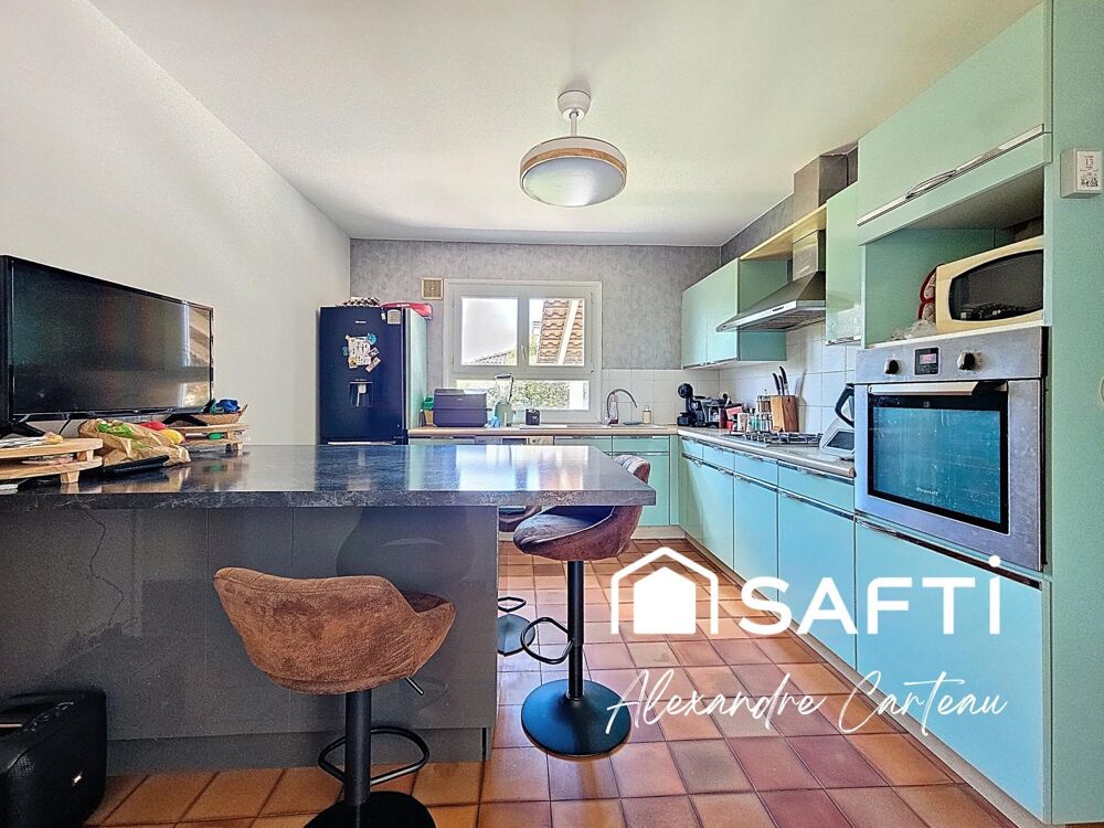 Vente Maison Grande maison 5 chambres, piscine, terrain 1200 m² Camblanes-et-meynac