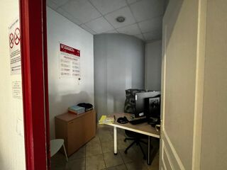  Immeuble � vendre 225 m�