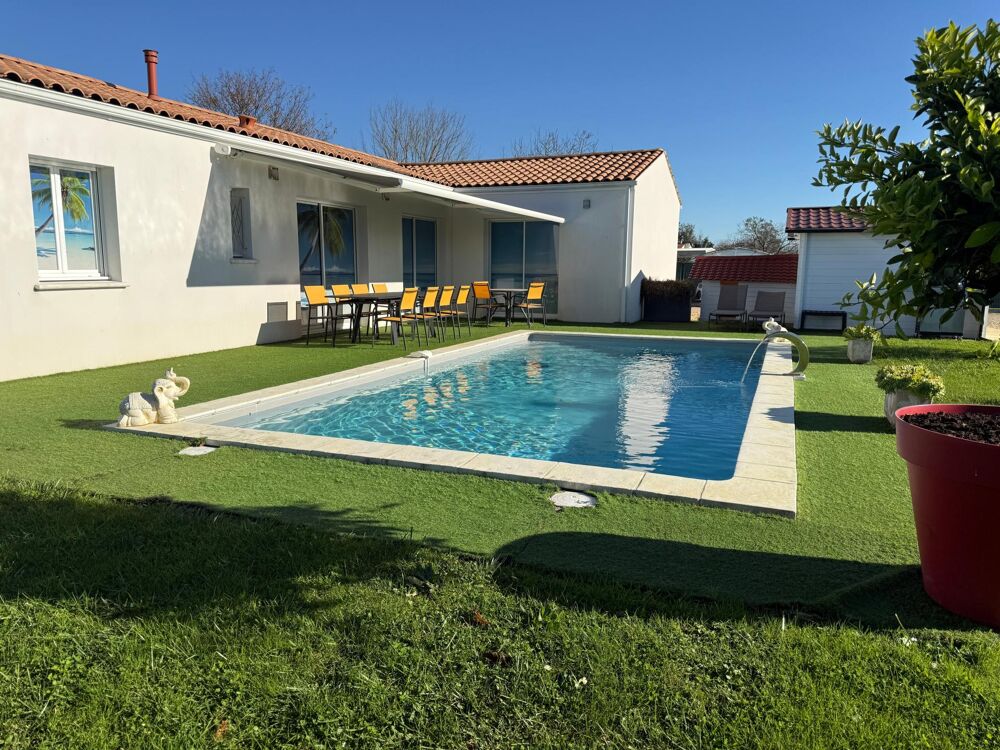 BEAU PLAIN-PIED DE 2022, 3 CH, PISCINE, DPE B, GRAND JARDIN