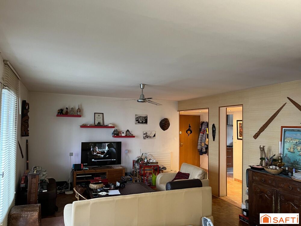 appartement de trois chambres, très bien situé