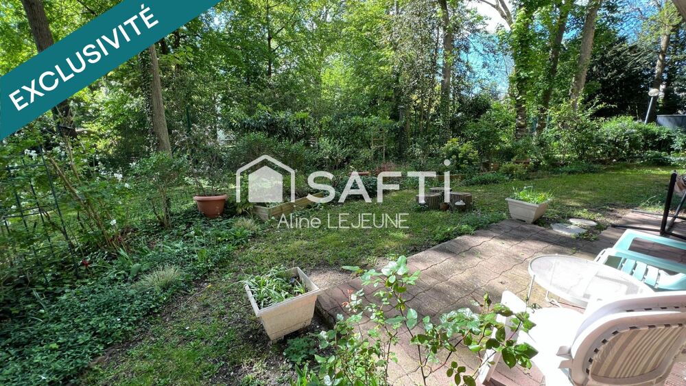 Lumineux appartement en RDC avec jardin privatif 100 m2 et stationnements, proche Loire.