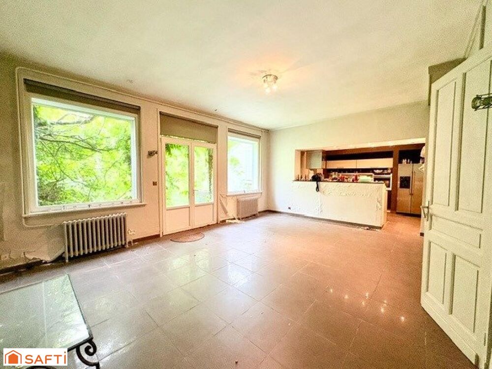 Vente Maison À VENDRE – VALENCIENNES – AVENUE DE LIÈGE– GARAGE–6 CHAMBRES Valenciennes