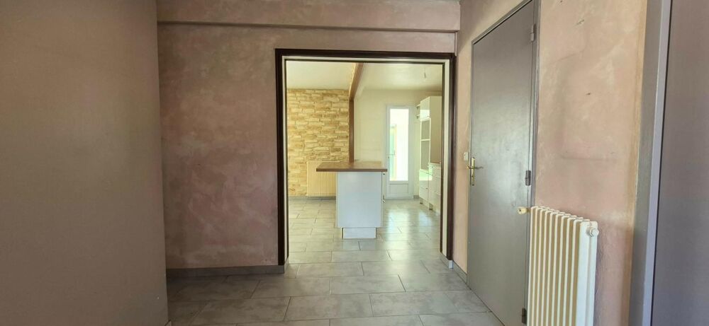 Vente Maison 4 chambres - Grande pièce de vie - Jardin Fismes