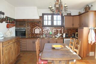  Maison � vendre 6 pi�ces 204 m�