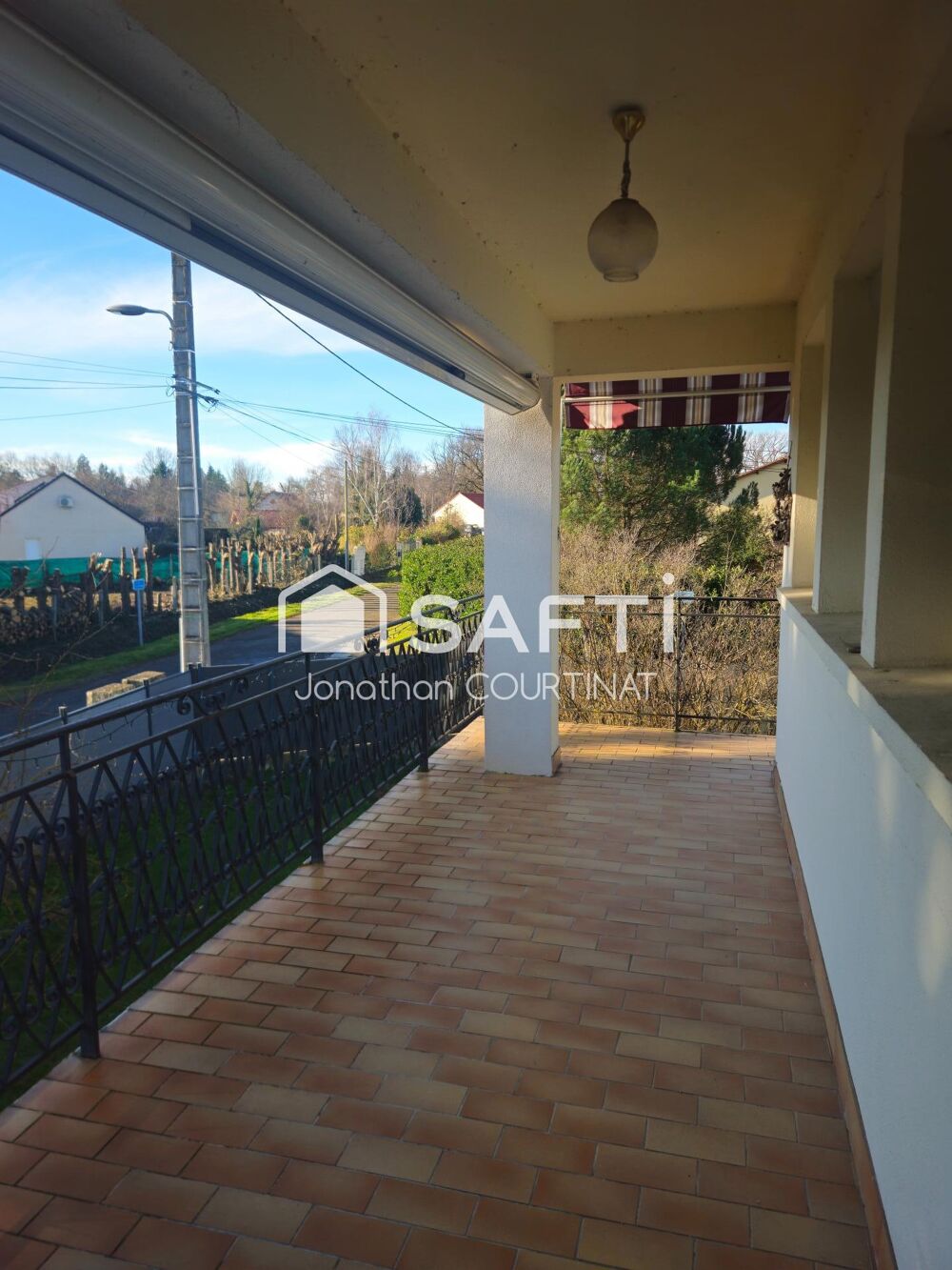 Vente Maison Maison � vendre � Brugheas - 6 chambres - 160 m� habitables - terrain 1 339 m� - proche Vichy Brugheas