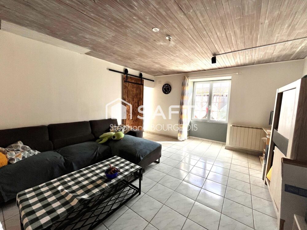 À Nieulle sur Seudre, maison d'environ 106 m2, 4 chambres, jardin clos + terrain constructible.