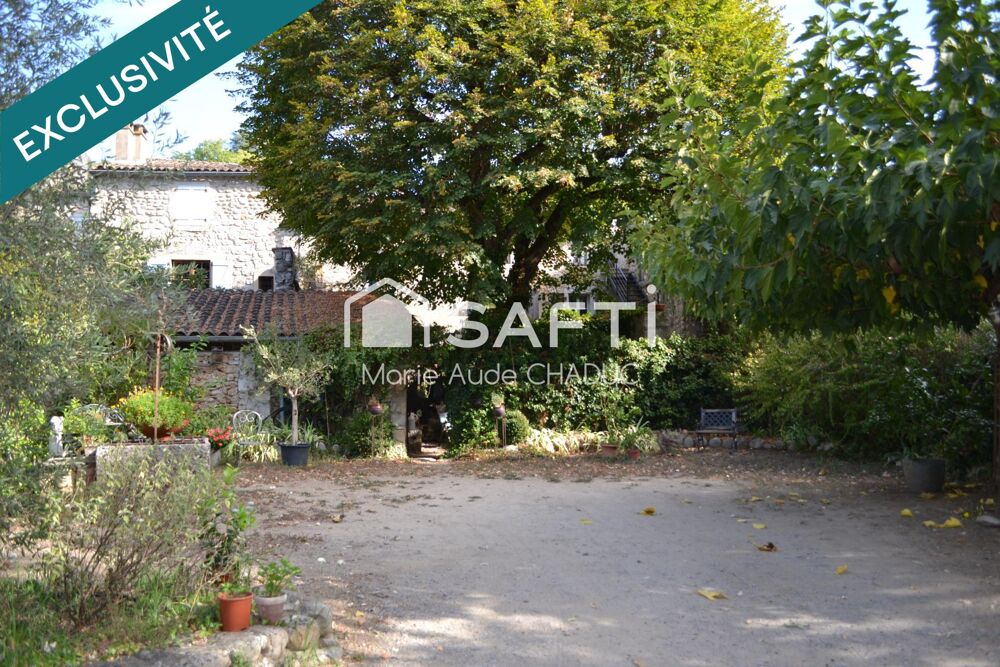 Vente Maison Mas de caractère au bord de l'eau à Labeaume avec jardin Labeaume