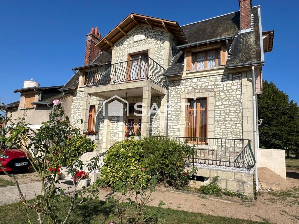 Grande maison 4 chambres avec piscine couverte
