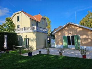  Maison à vendre 9 pièces 220 m²