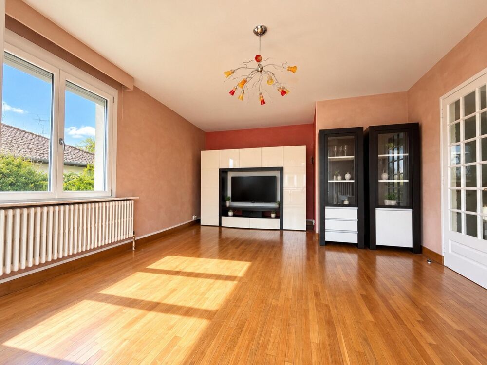 Maison familiale 4 chambres avec ascenseur, véranda et sous-sol complet