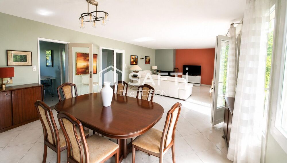 Vente Maison Mont-Chalâts - Grand pavillon de 5 pièces avec jardin arboré Chelles