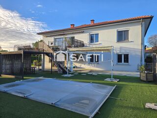  Maison � vendre 8 pi�ces 199 m�