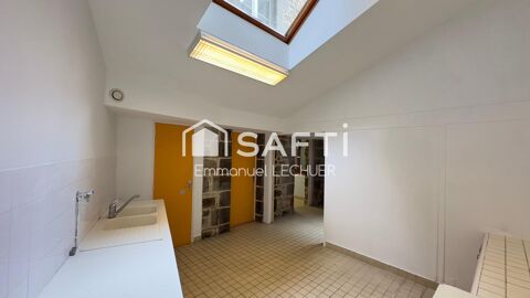 Local Professionnel dans l'hyper centre de Saint-Brieuc et March&eacute; de Saint-Brieuc 119000 22000 Saint-brieuc