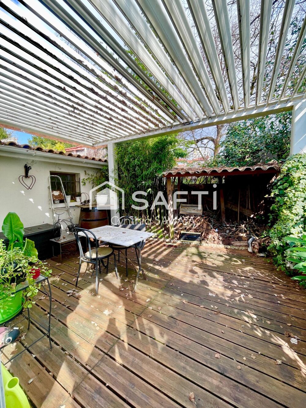 Vente Maison Maison T3 avec belle terrasse verdoyante de 27 m2 et place de parking dans garage Bordeaux