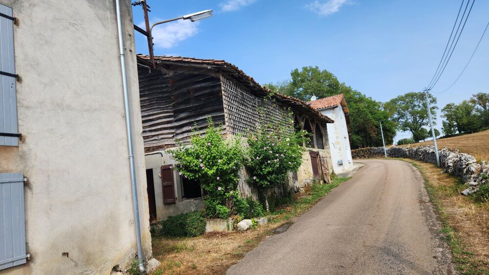 Vente Maison Ensemble immolier dans hameau Montjoie-en-couserans