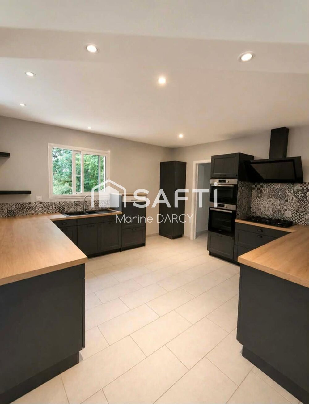 Vente Maison Maison familiale avec piscine et sous-sol XXL à Saïx ! Saix