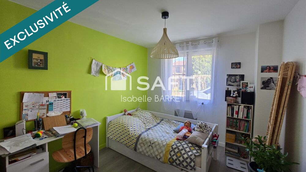 Maison familiale de plain pied avec piscine au calme absolu